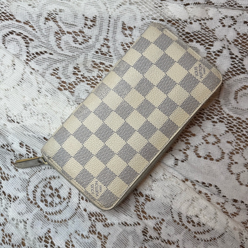 Louis Vuitton Damier Azur Zip Long Wallet - Picture 5 of 12